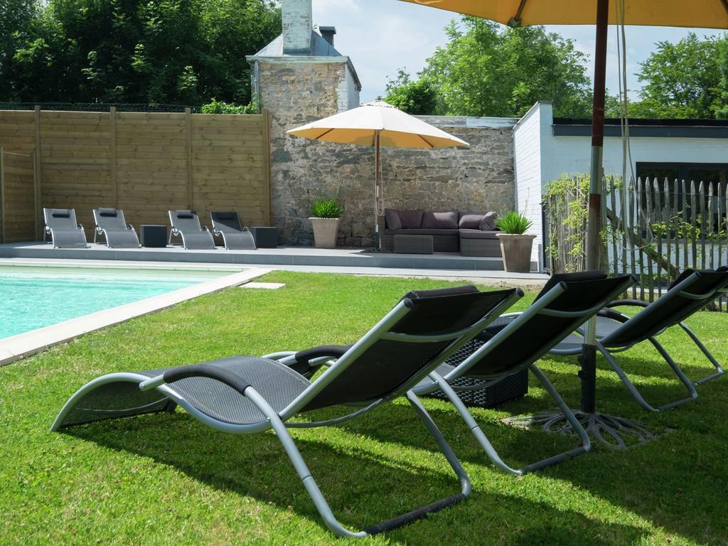 Modern Mansion In Hasti Re Par Del With Pool Βίλα Hastiere-par-dela Εξωτερικό φωτογραφία